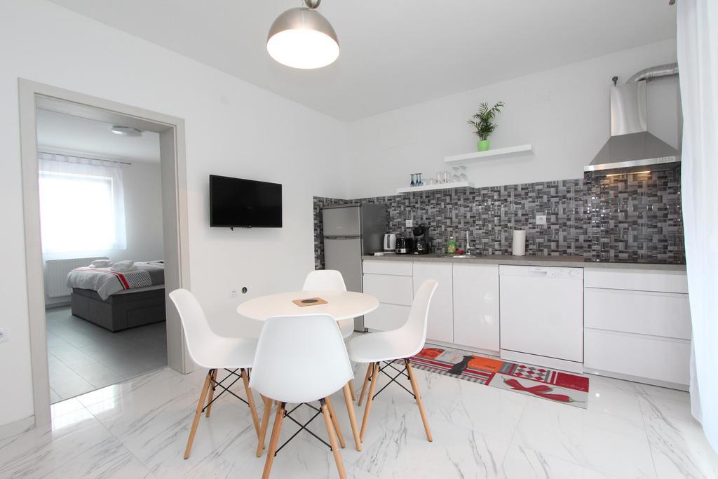 רוביני Apartment Karlo 1 מראה חיצוני תמונה